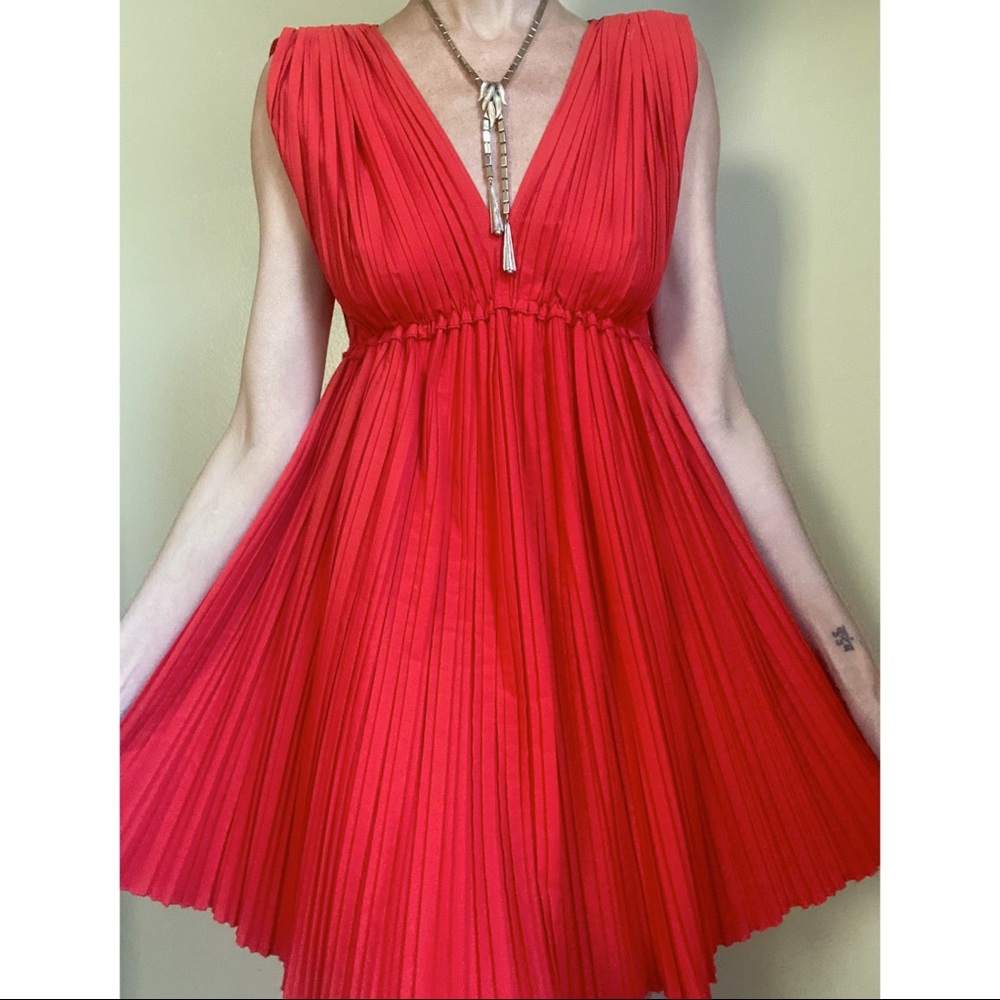 NWOT Zara Pleated Dress